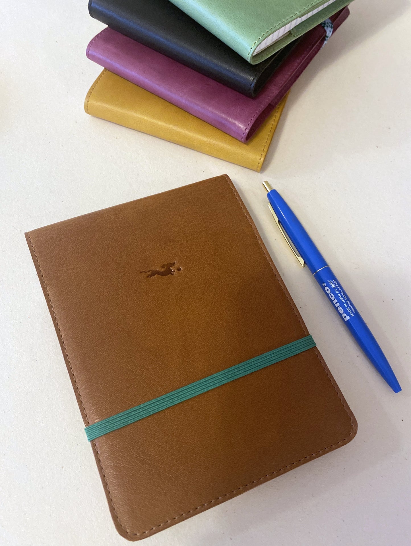 Blocs-notes en cuir rechargeable et personnalisable - Le cadeau déconnecté