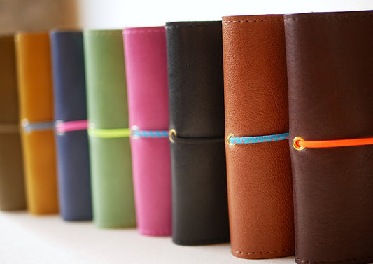 Porte-cartes en cuir personnalisable