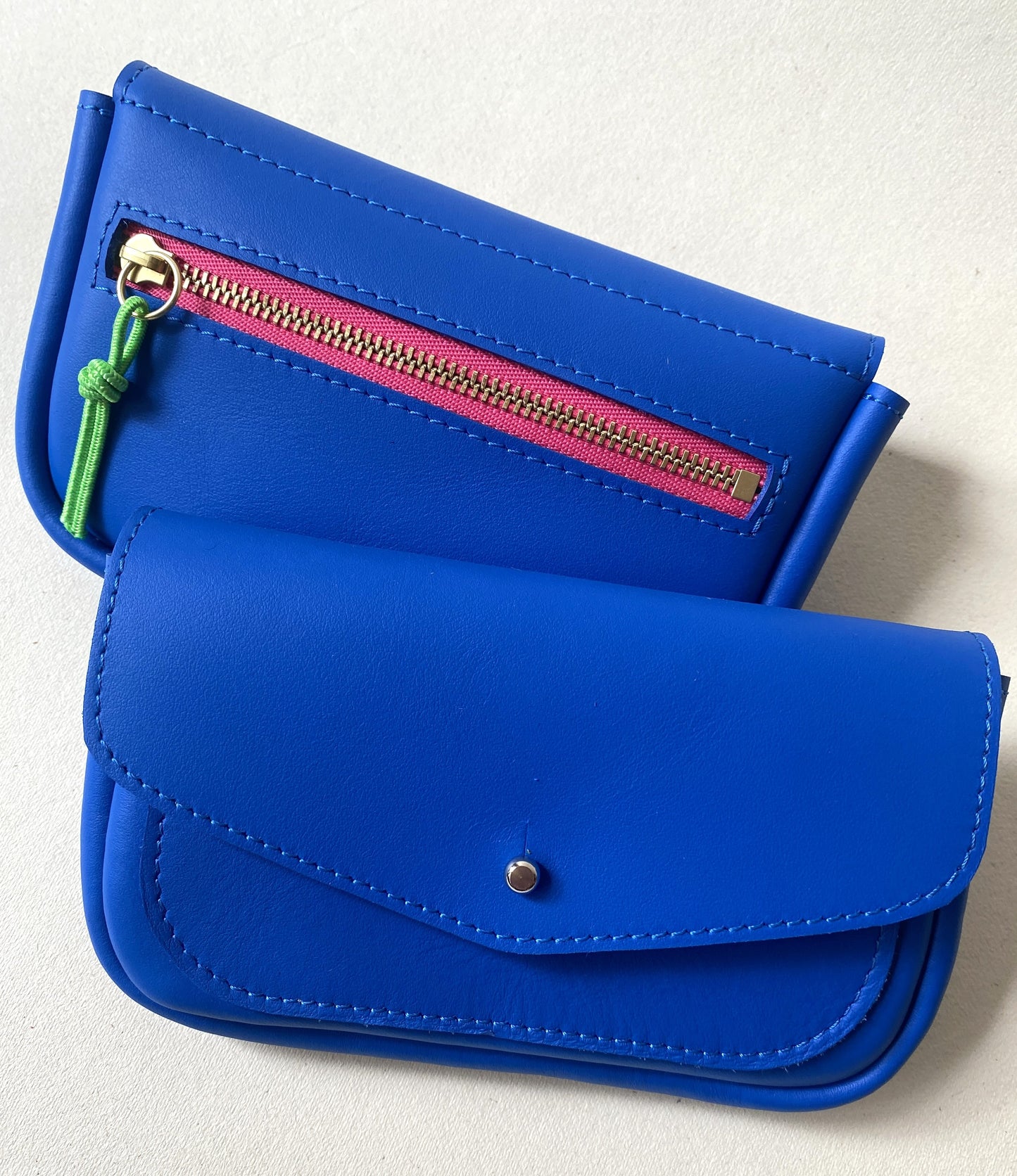 Portefeuille en cuir coloré fabriqué à Nantes